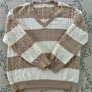 Brandy Melville John Galt cotton cableknit v-neck sweater, beige/cream.Oversized